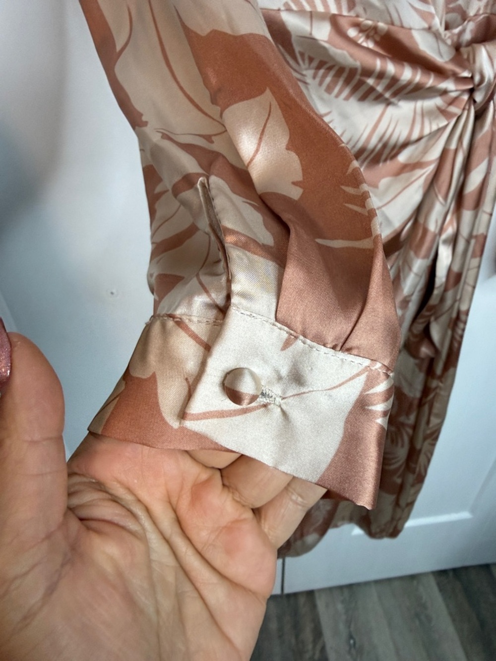 Dress Forum - Medium - Blush and Cream Floral Wrap Midi Dress - Picture 4 of 5